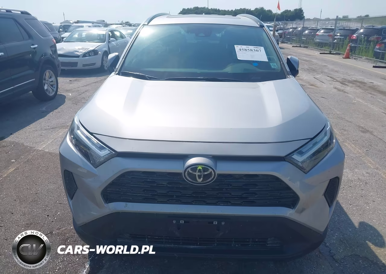 2024 Toyota Rav4 Xle VIN:2T3P1RFV0RC468484 - 12