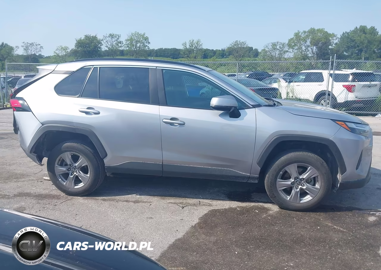 2024 Toyota Rav4 Xle VIN:2T3P1RFV0RC468484 - 13