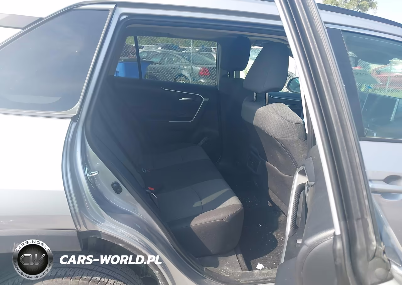 2024 Toyota Rav4 Xle VIN:2T3P1RFV0RC468484 - 8