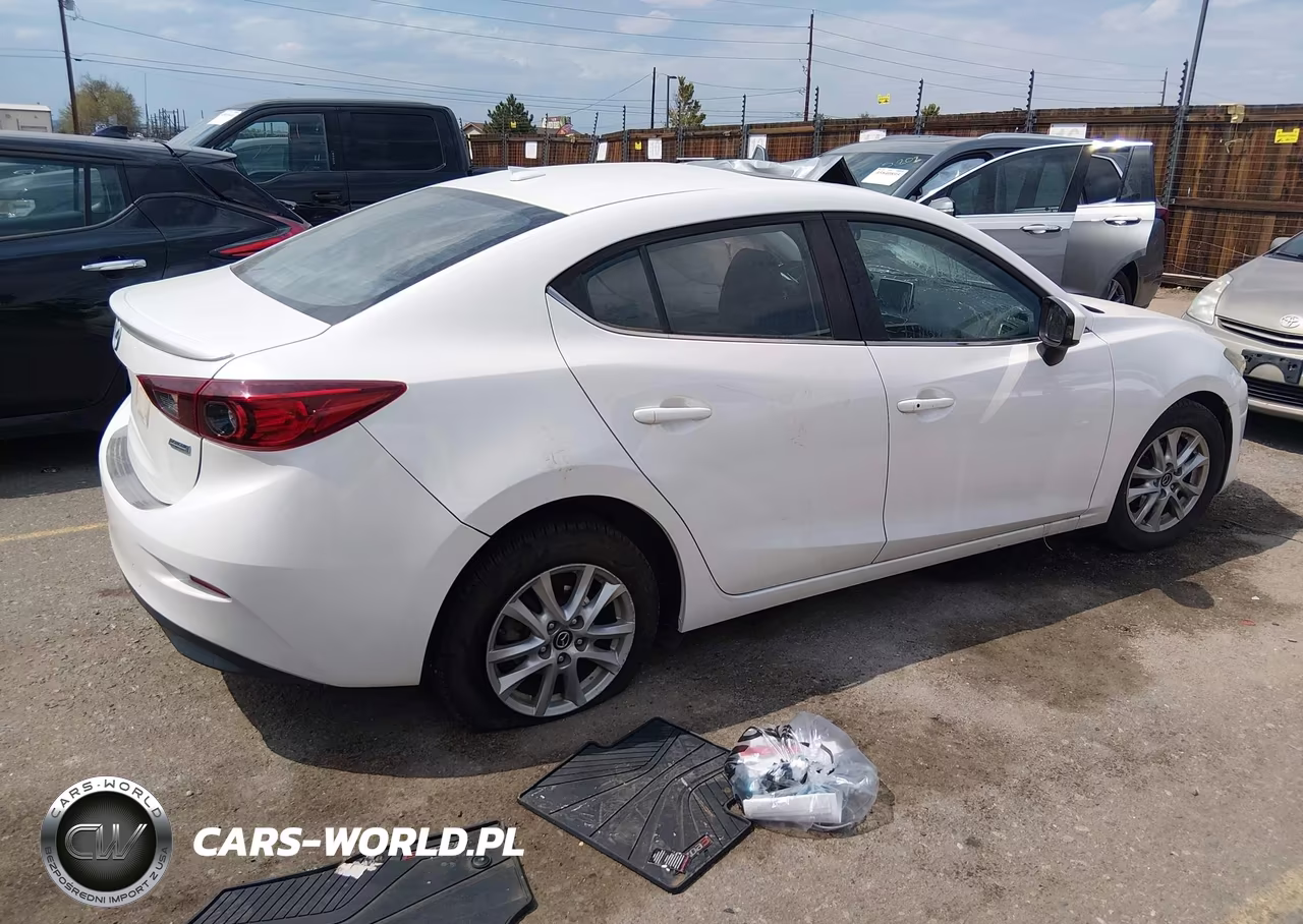 2014 Mazda Mazda3 I Grand Touring VIN:JM1BM1W71E1135612 - 12