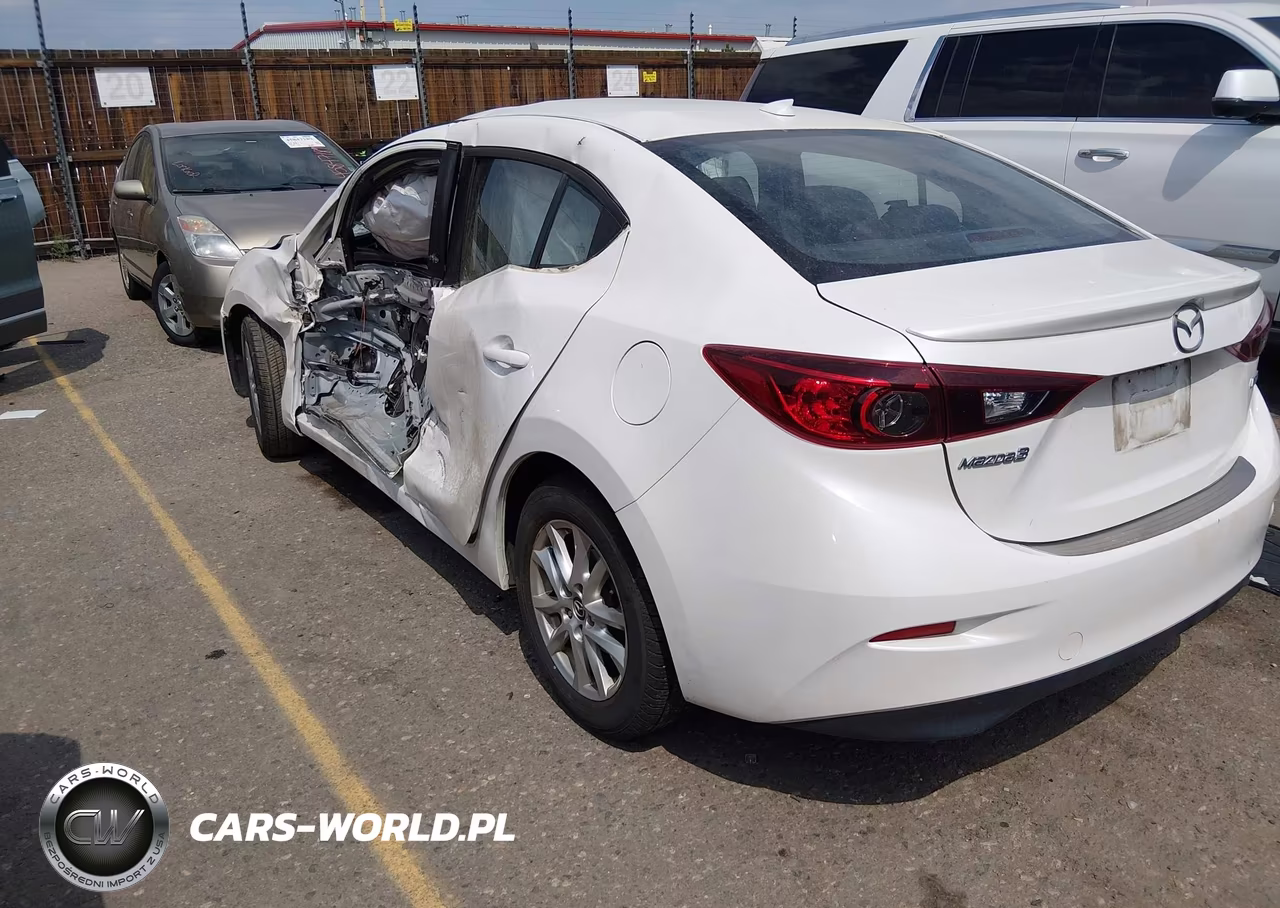 2014 Mazda Mazda3 I Grand Touring VIN:JM1BM1W71E1135612 - 3