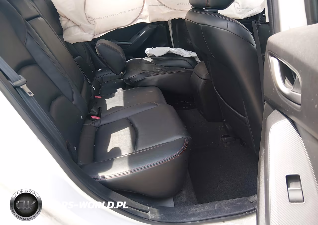 2014 Mazda Mazda3 I Grand Touring VIN:JM1BM1W71E1135612 - 8