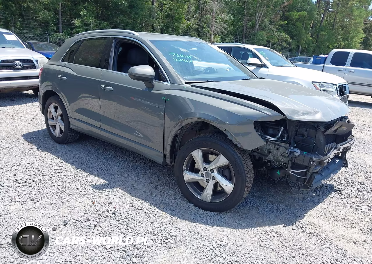 2020 Audi Q3 Premium 45 Tfsi Quattro Tiptronic