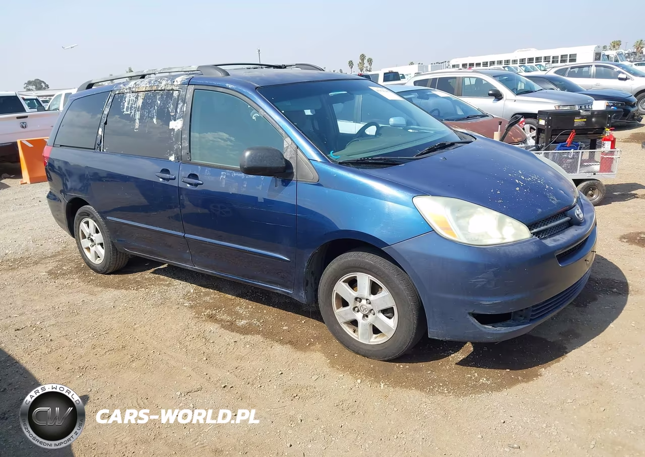 2004 Toyota Sienna Le – zdjęcie 1 z 11