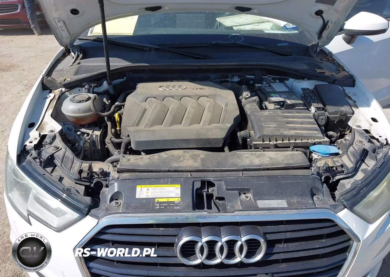 2018 Audi A3 2.0T Premium-2.0T Tech Premium VIN:WAUAUGFF1J1013796 - 10