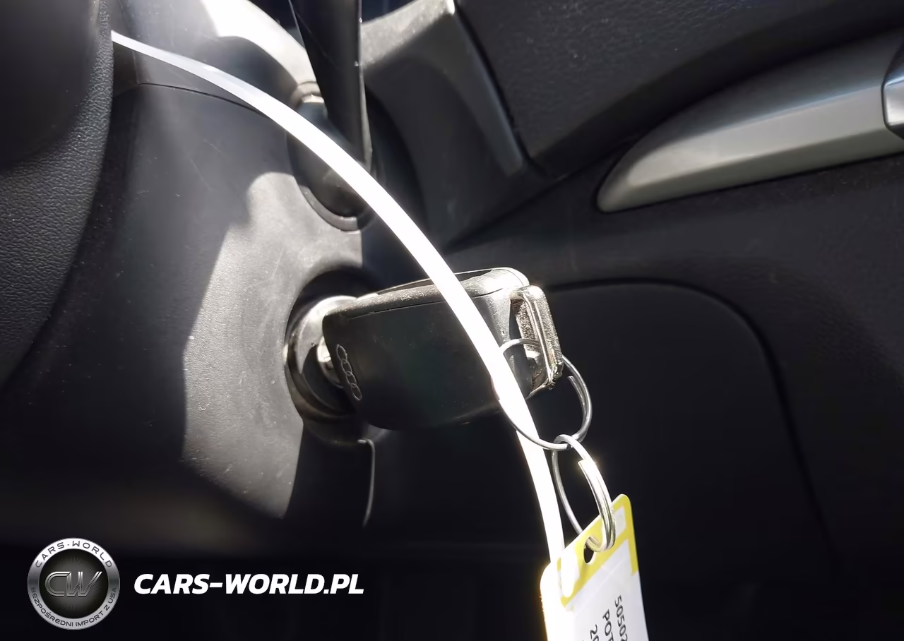 2018 Audi A3 2.0T Premium-2.0T Tech Premium VIN:WAUAUGFF1J1013796 - 11