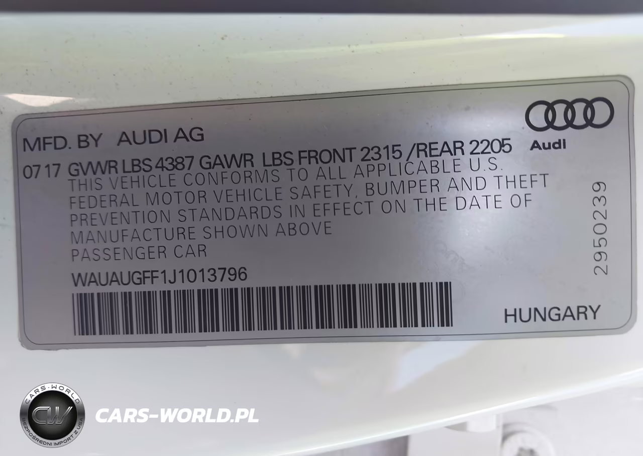 2018 Audi A3 2.0T Premium-2.0T Tech Premium VIN:WAUAUGFF1J1013796 - 9