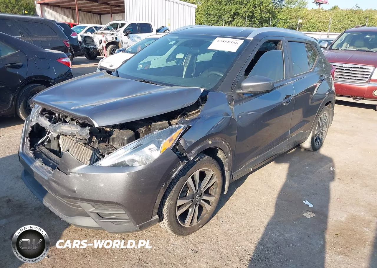 2019 Nissan Kicks Sv VIN:3N1CP5CU5KL555801 - 2