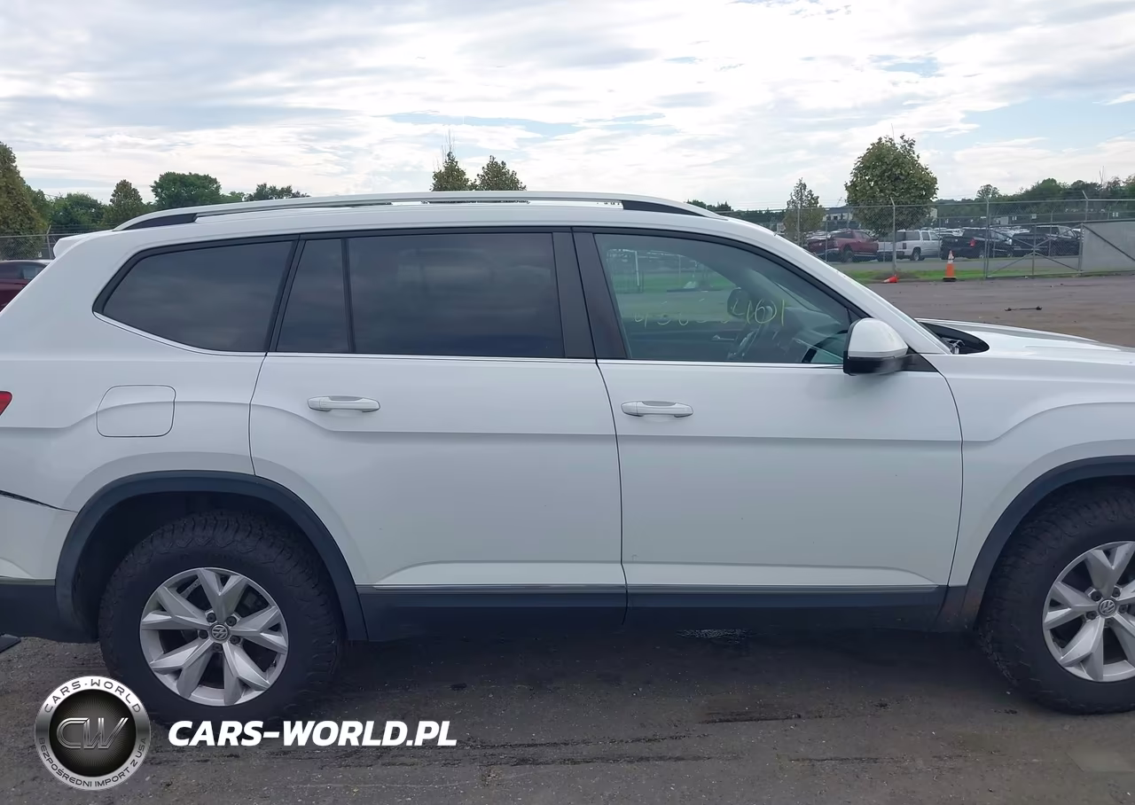 2018 Volkswagen Atlas 3.6L V6 Sel VIN:1V2ER2CA0JC502100 - 13