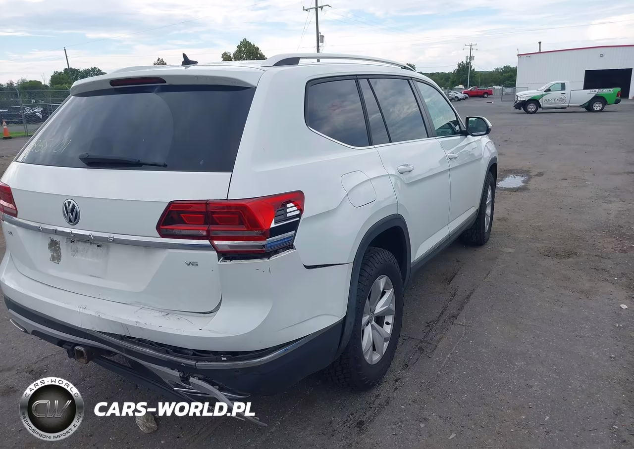2018 Volkswagen Atlas 3.6L V6 Sel VIN:1V2ER2CA0JC502100 - 4