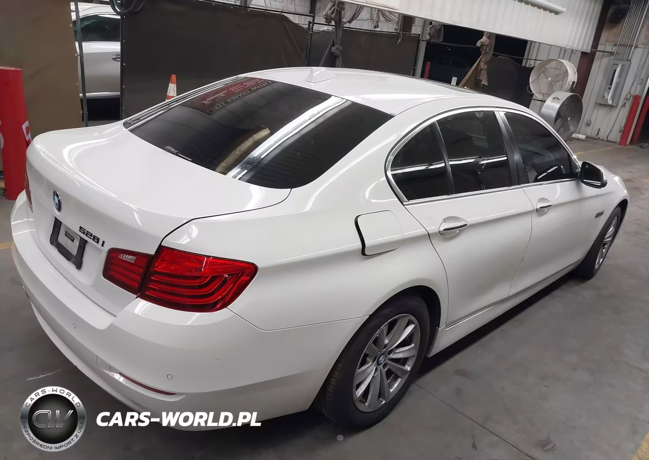 2016 BMW 528I VIN:WBA5A5C57GG352191 - 4