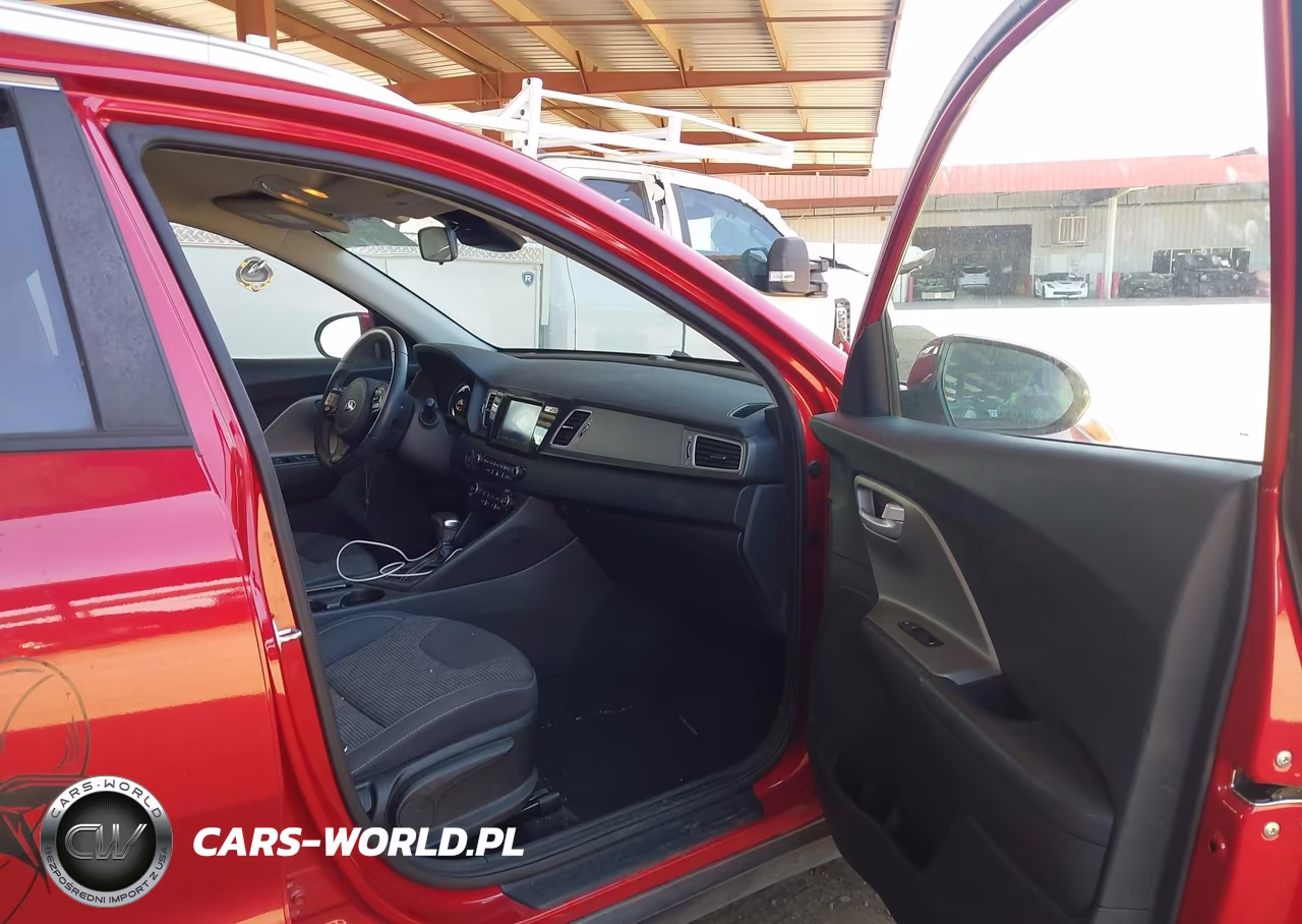2019 Kia Niro Lx VIN:KNDCB3LC3K5322670 - 5