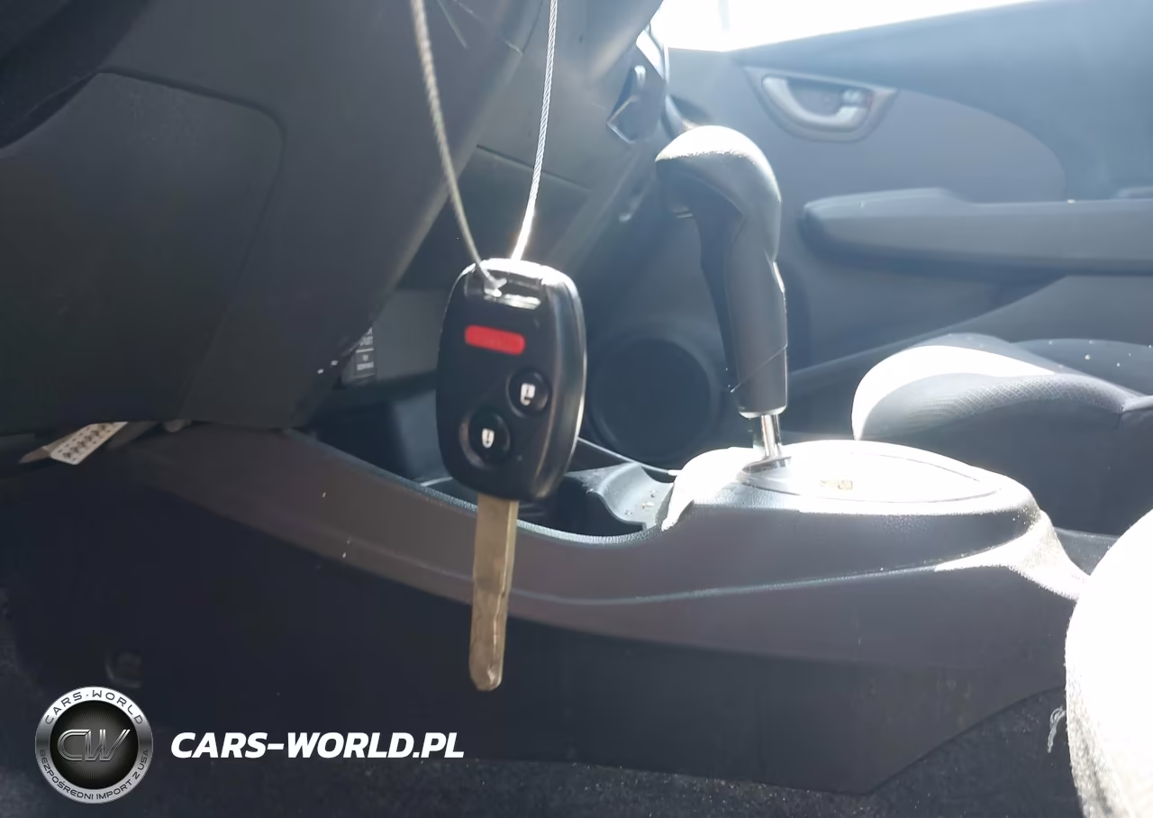 2011 Honda Fit Sport VIN:JHMGE8H51BC003004 - 11