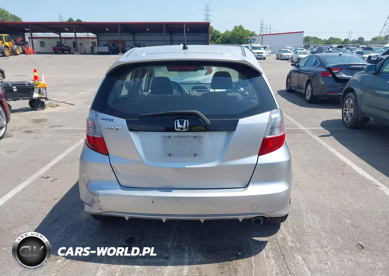 2011 Honda Fit Sport VIN:JHMGE8H51BC003004 - 16