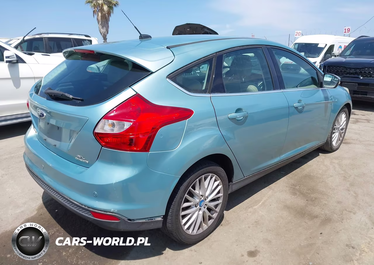 2012 Ford Focus Sel VIN:1FAHP3M26CL156211 - 4