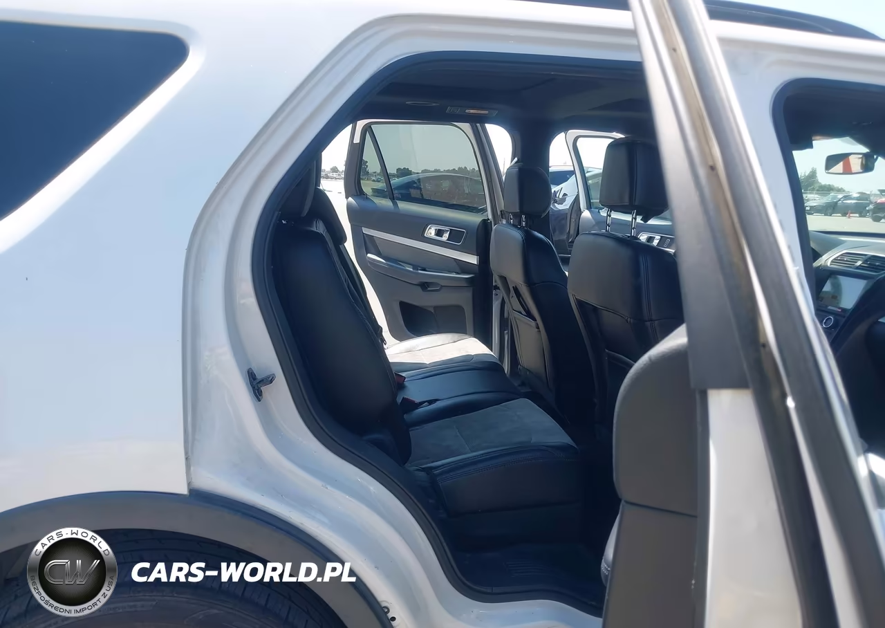 2017 Ford Explorer Xlt VIN:1FM5K8D86HGE12713 - 8