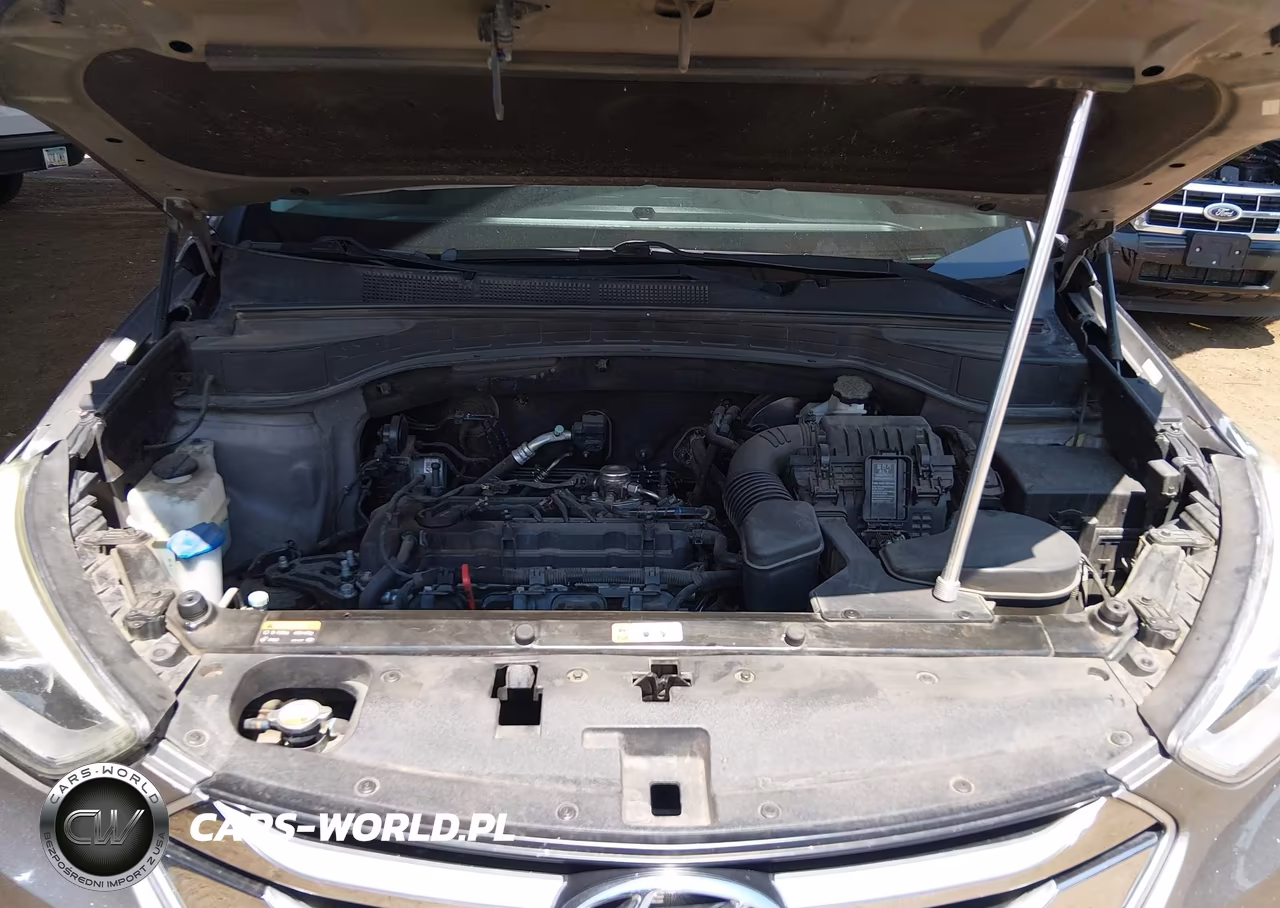 2015 Hyundai Santa Fe Sport 2.4L VIN:5XYZU3LB8FG287374 - 10