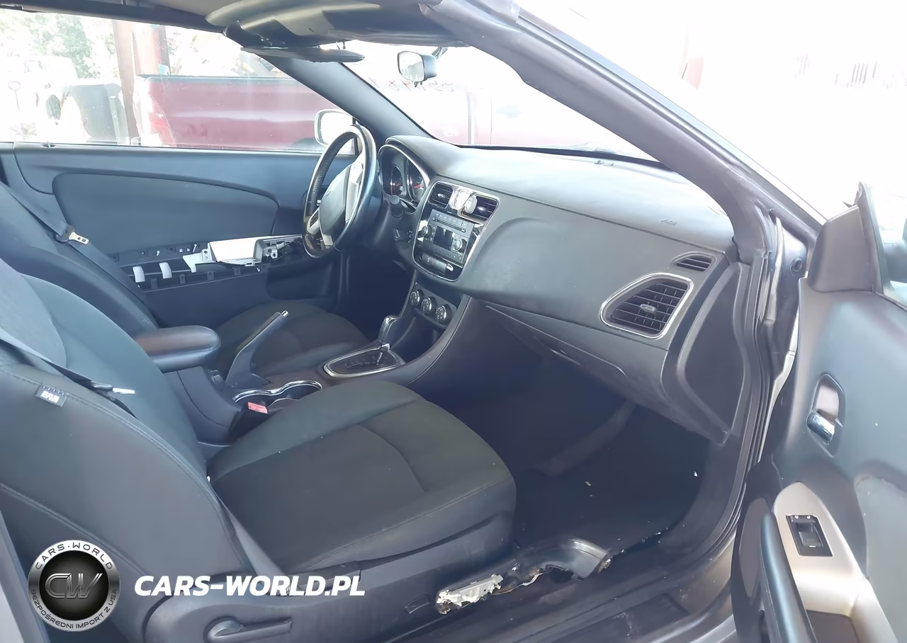 2012 Chrysler 200 Touring VIN:1C3BCBEB5CN115954 - 5