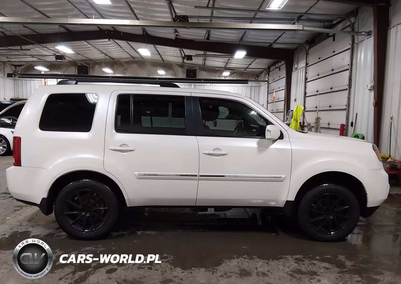 2015 Honda Pilot Touring VIN:5FNYF4H94FB024713 - 14