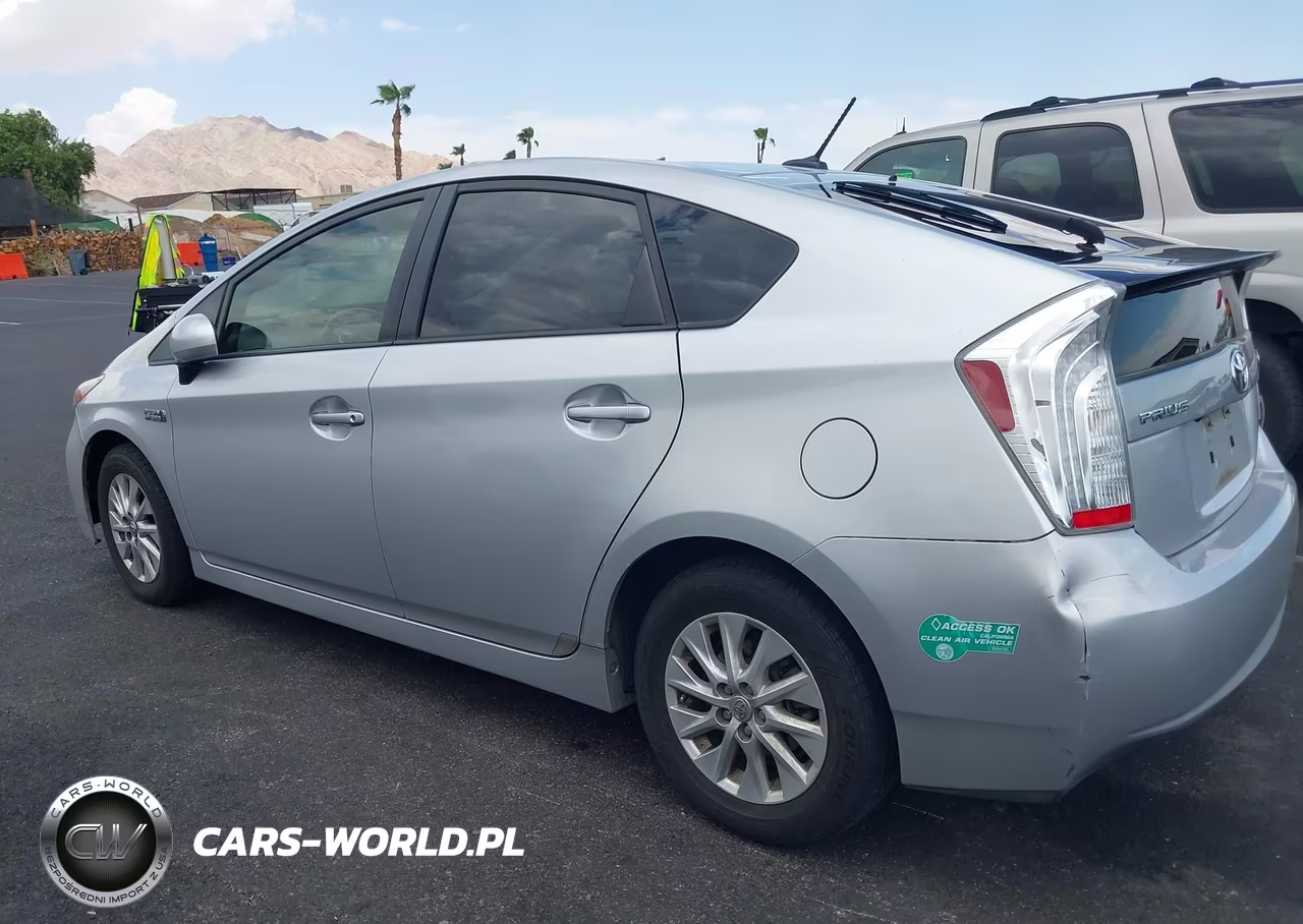 2014 Toyota Prius Plug-In VIN:JTDKN3DP3E3064896 - 17
