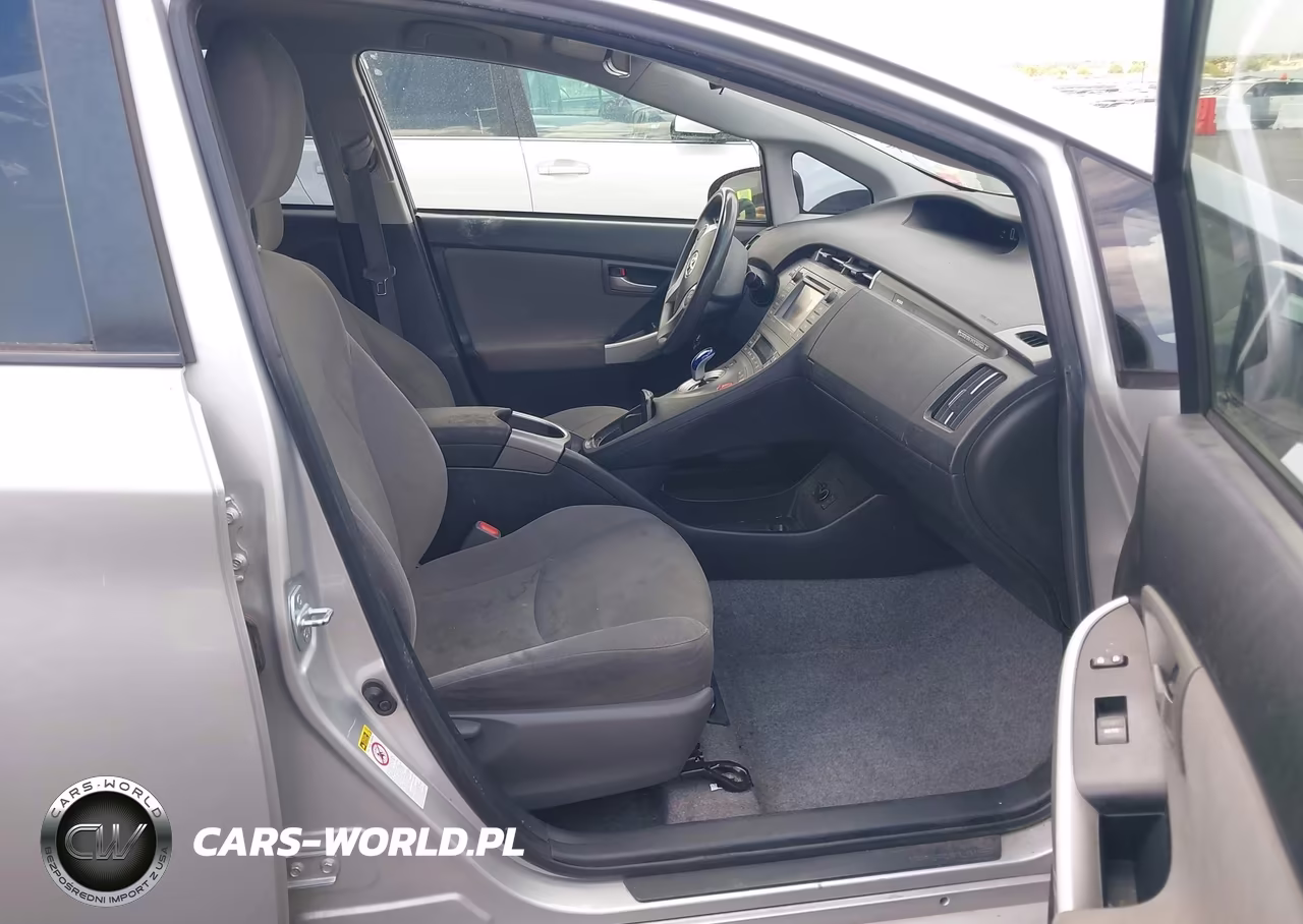 2014 Toyota Prius Plug-In VIN:JTDKN3DP3E3064896 - 5