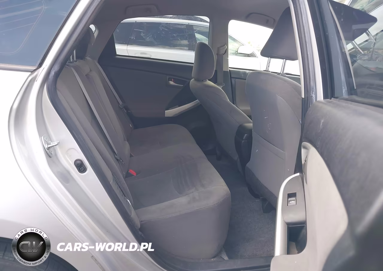 2014 Toyota Prius Plug-In VIN:JTDKN3DP3E3064896 - 8