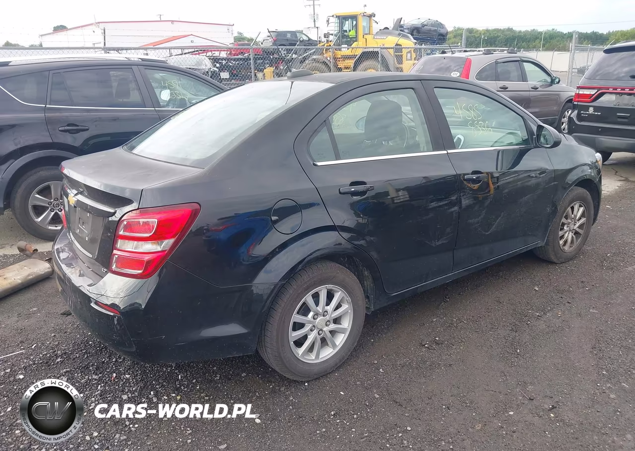 2017 Chevrolet Sonic Lt Auto VIN:1G1JD5SH2H4137740 - 4
