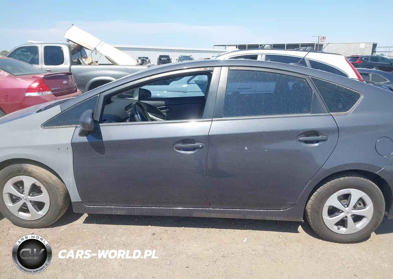 2012 Toyota Prius Three VIN:JTDKN3DU0C1484176 - 14
