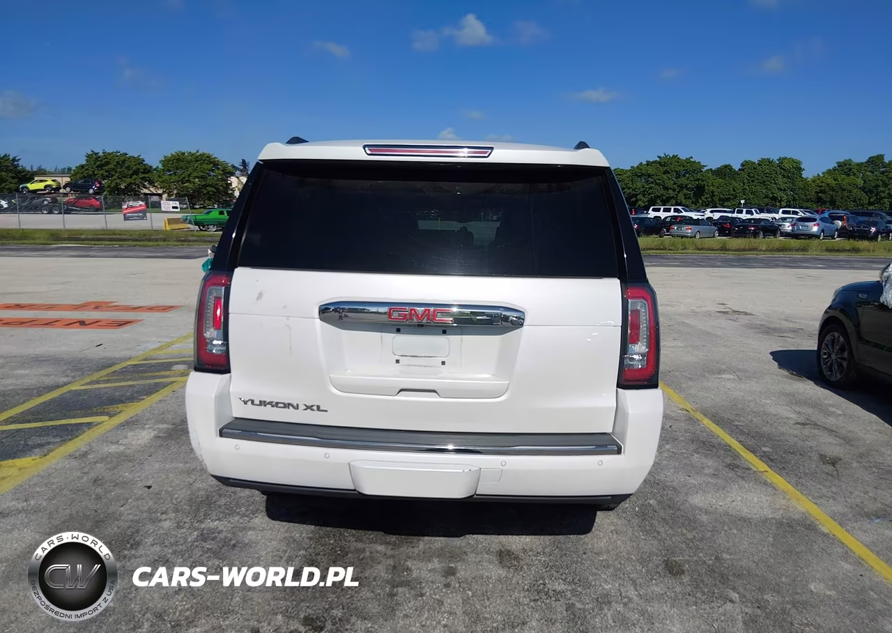 2019 GMC Yukon Xl Denali VIN:1GKS1HKJ5KR379557 - 16
