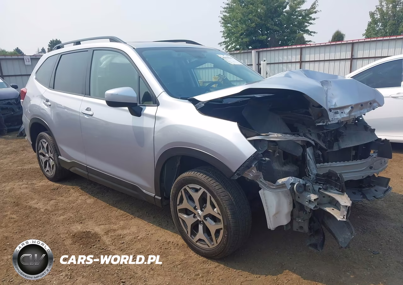 2020 Subaru Forester Premium – zdjęcie 1 z 17