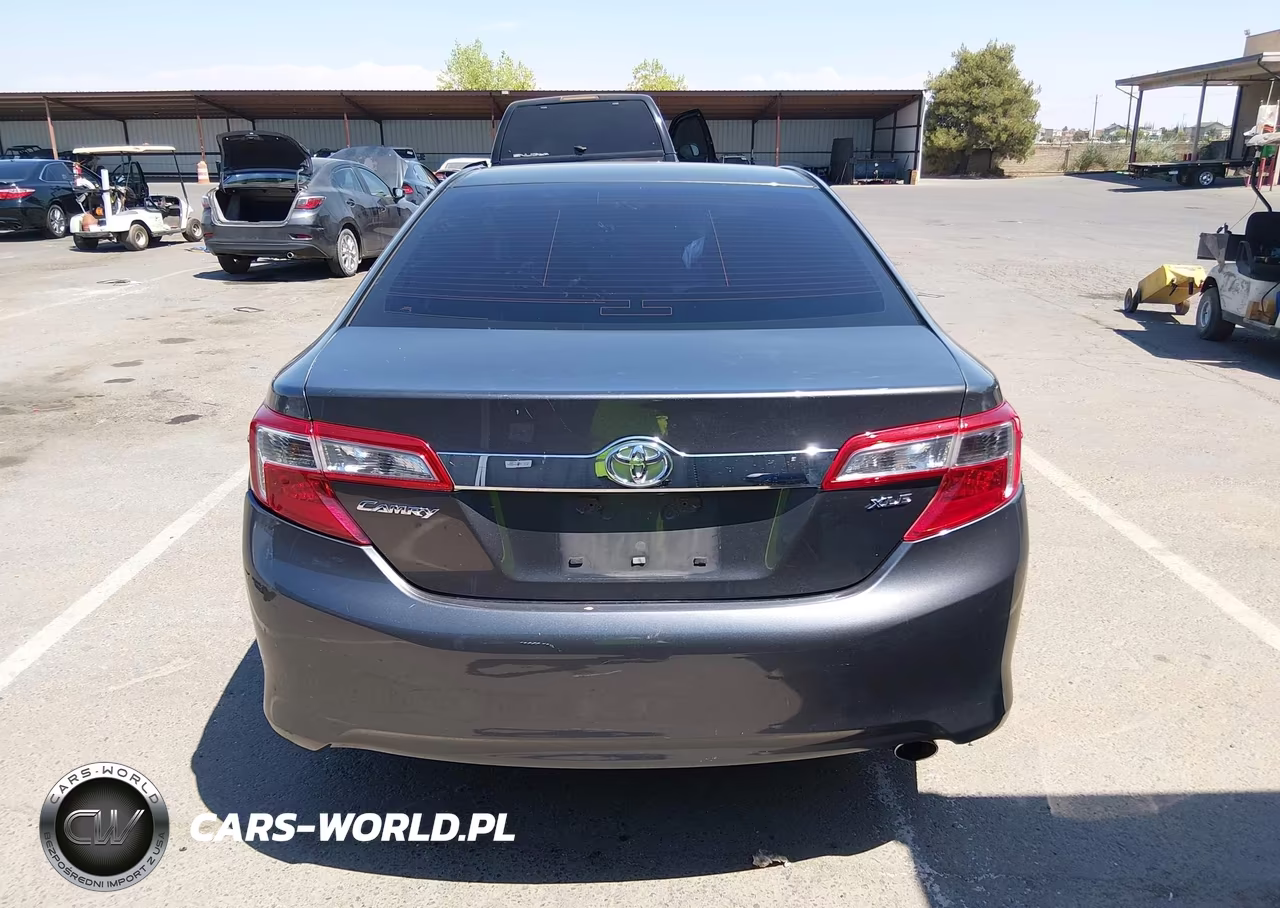 2012 Toyota Camry Xle VIN:4T4BF1FK6CR239413 - 17