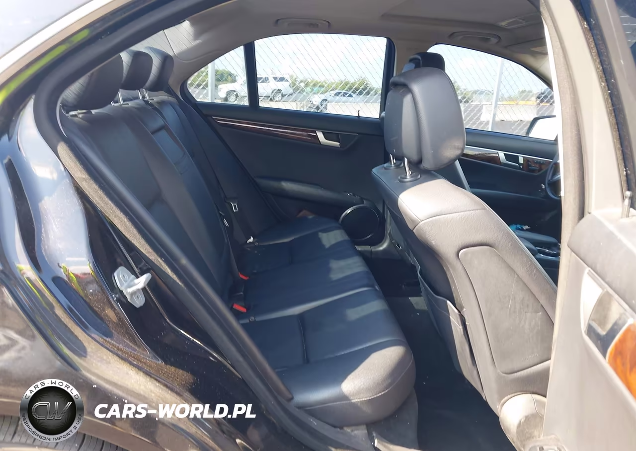 2013 Mercedes-Benz C 250 Luxury-Sport VIN:WDDGF4HBXDR246605 - 8