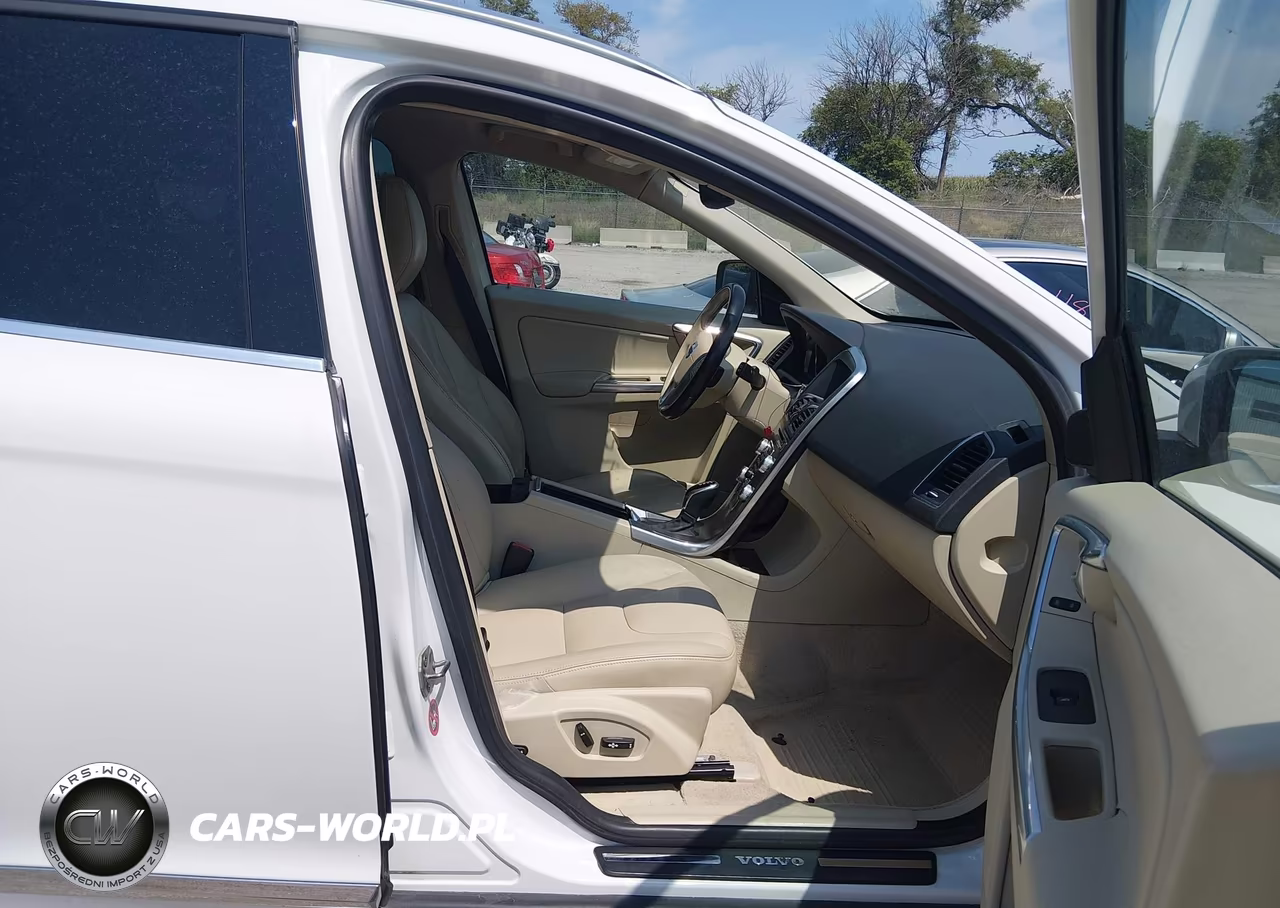 2015 Volvo Xc60 T5 Premier VIN:YV440MDK9F2660357 - 5