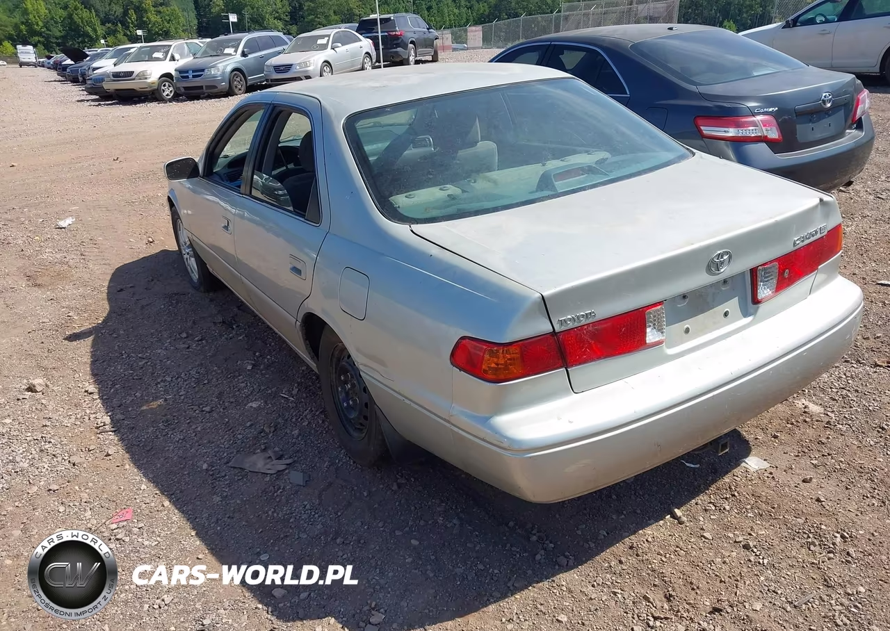 2000 Toyota Camry Ce VIN:4T1BG22K3YU011279 - 3