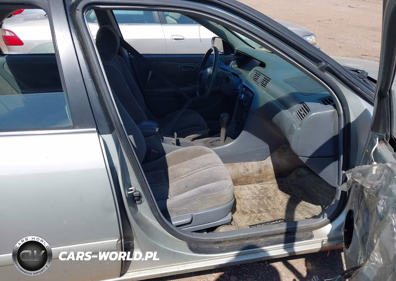 2000 Toyota Camry Ce VIN:4T1BG22K3YU011279 - 5