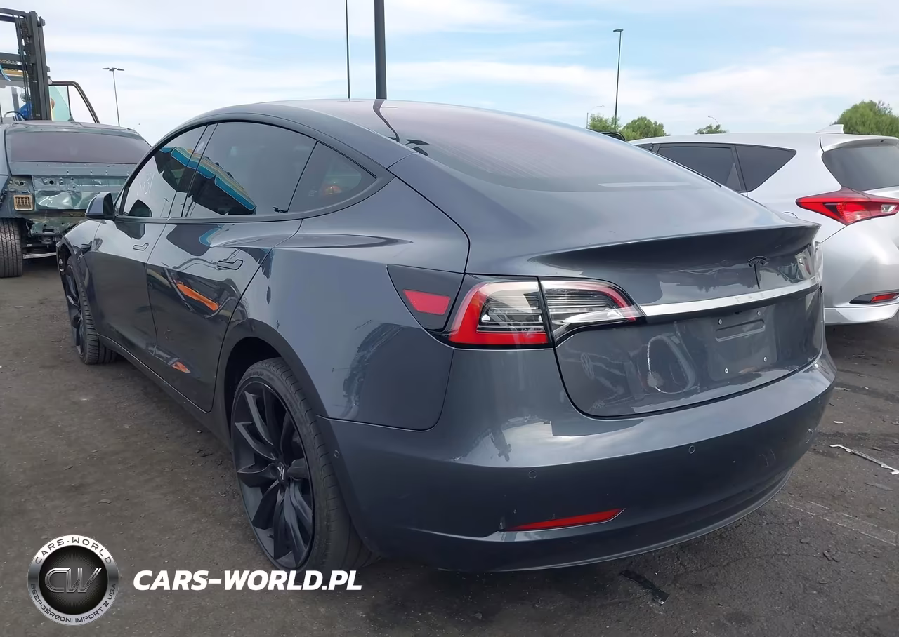 2018 Tesla Model 3 Long Range-Mid Range VIN:5YJ3E1EA8JF025706 - 3