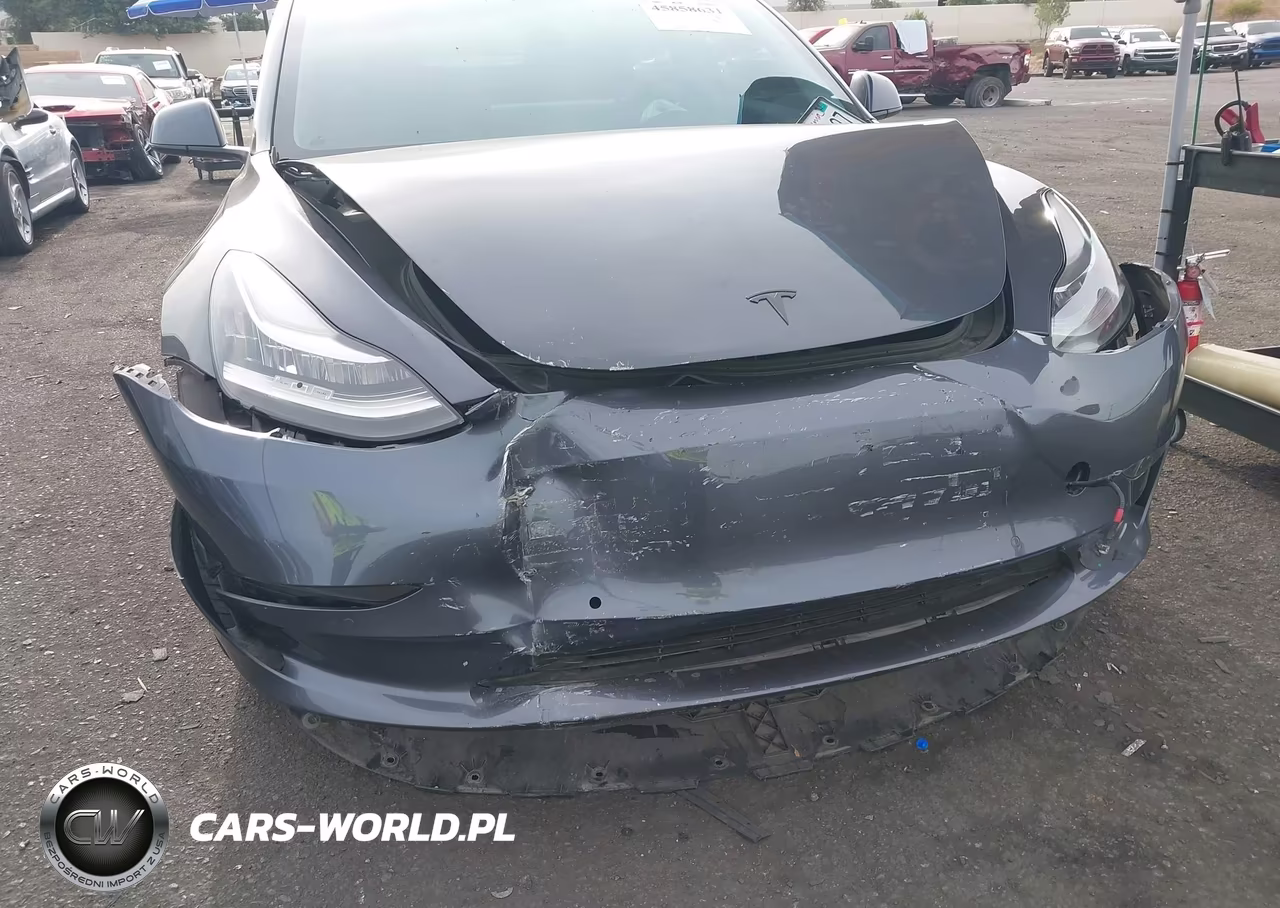 2018 Tesla Model 3 Long Range-Mid Range VIN:5YJ3E1EA8JF025706 - 6