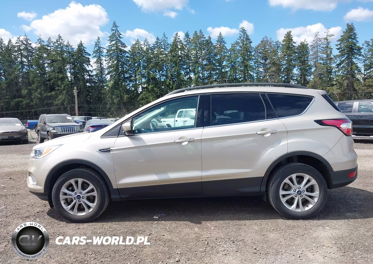 2018 Ford Escape Se VIN:1FMCU9GD0JUD08810 - 14