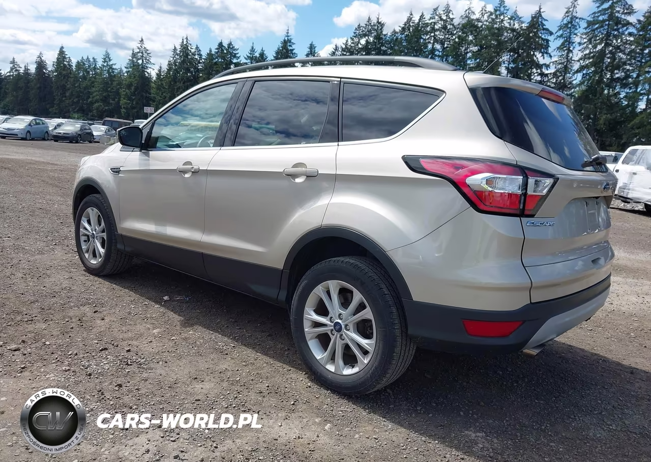 2018 Ford Escape Se VIN:1FMCU9GD0JUD08810 - 3