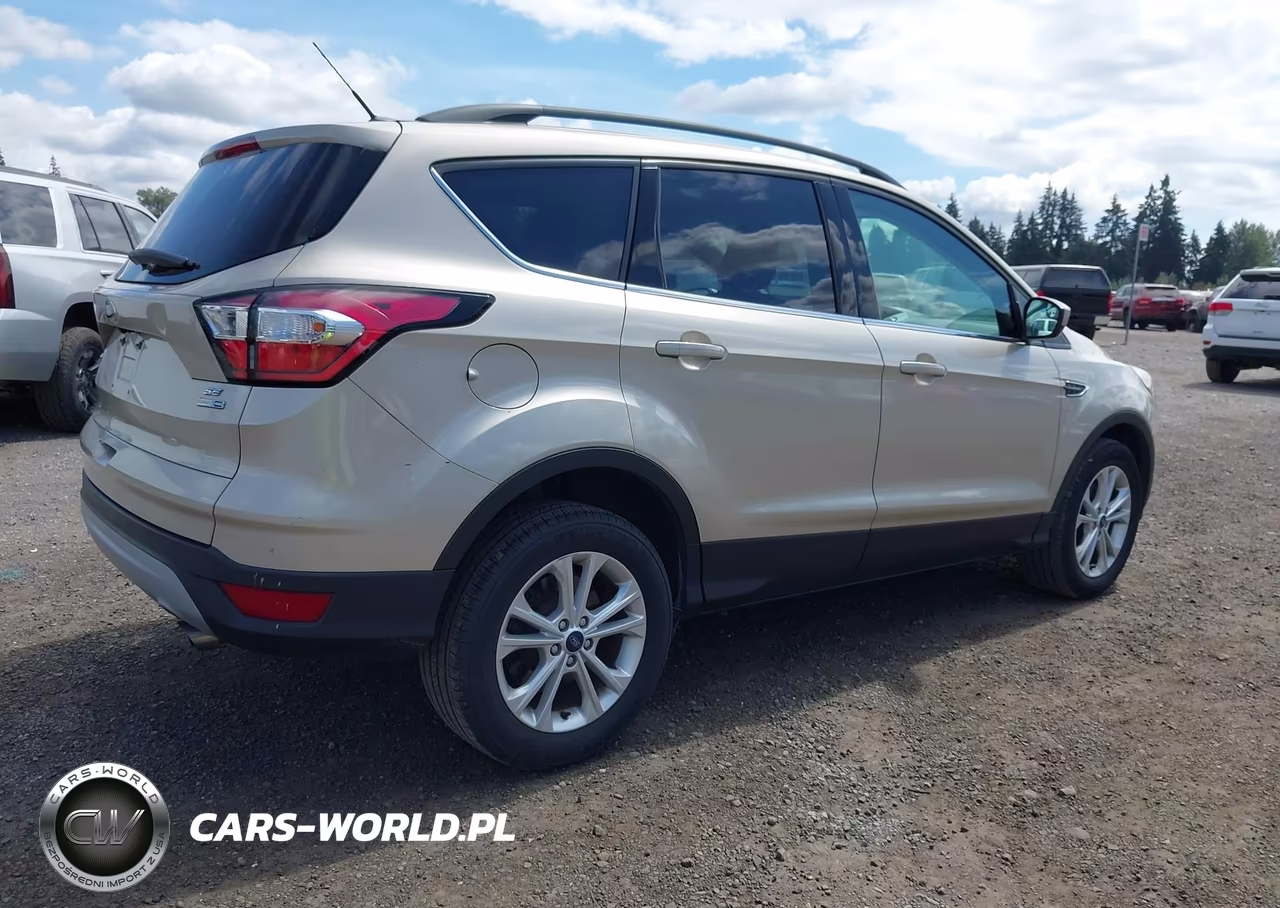 2018 Ford Escape Se VIN:1FMCU9GD0JUD08810 - 4
