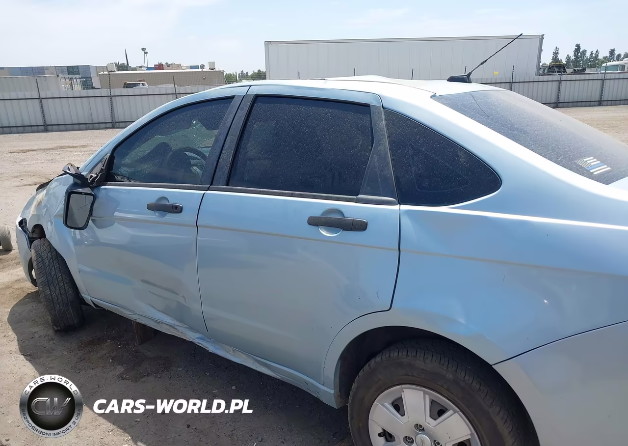 2009 Ford Focus S VIN:1FAHP34N69W211404 - 15