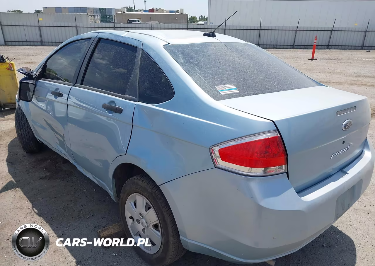 2009 Ford Focus S VIN:1FAHP34N69W211404 - 3