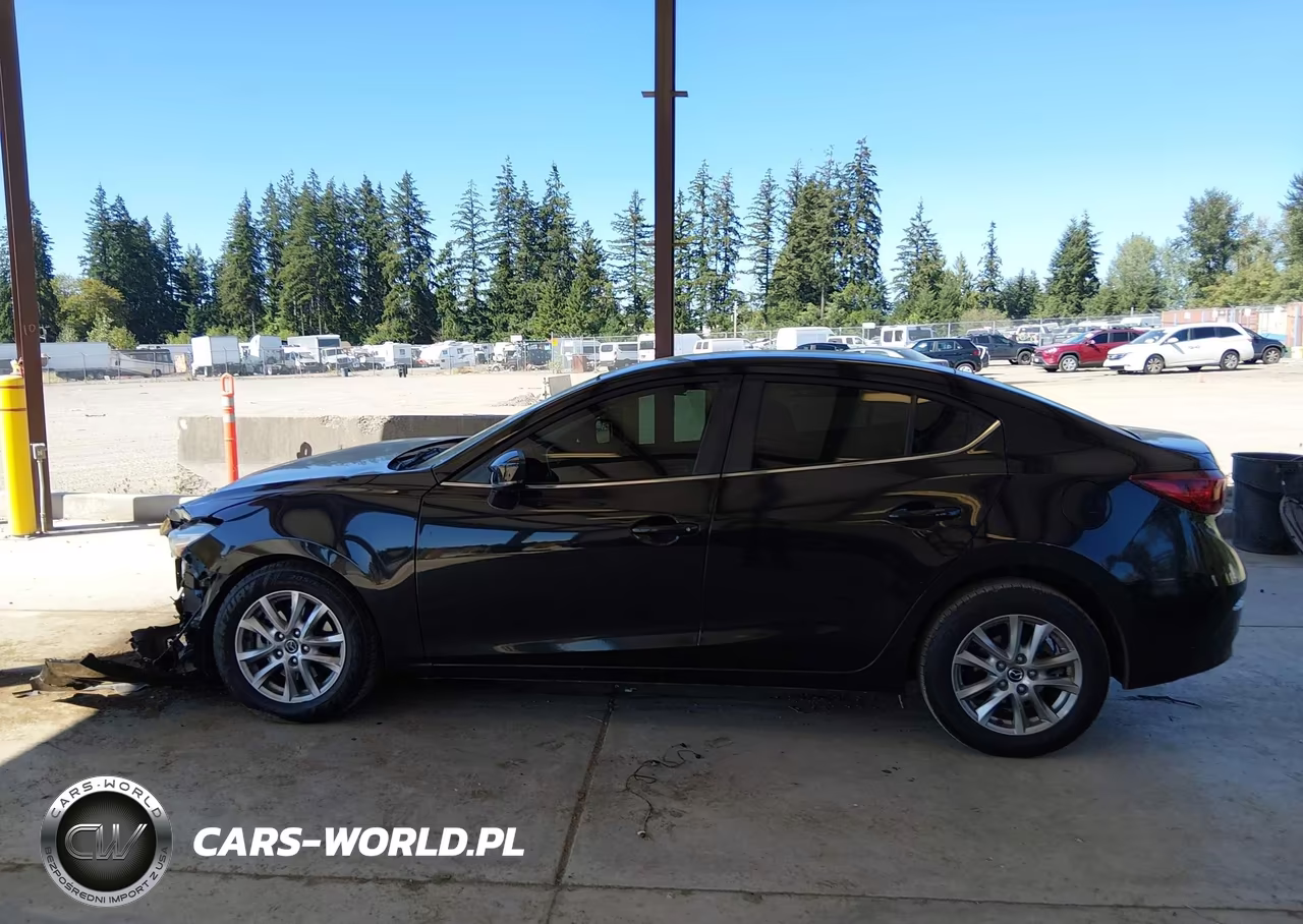 2018 Mazda Mazda3 Sport VIN:3MZBN1U70JM175478 - 14