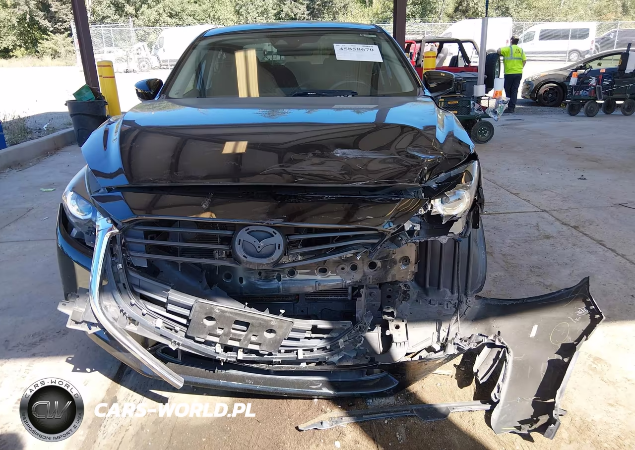 2018 Mazda Mazda3 Sport VIN:3MZBN1U70JM175478 - 6