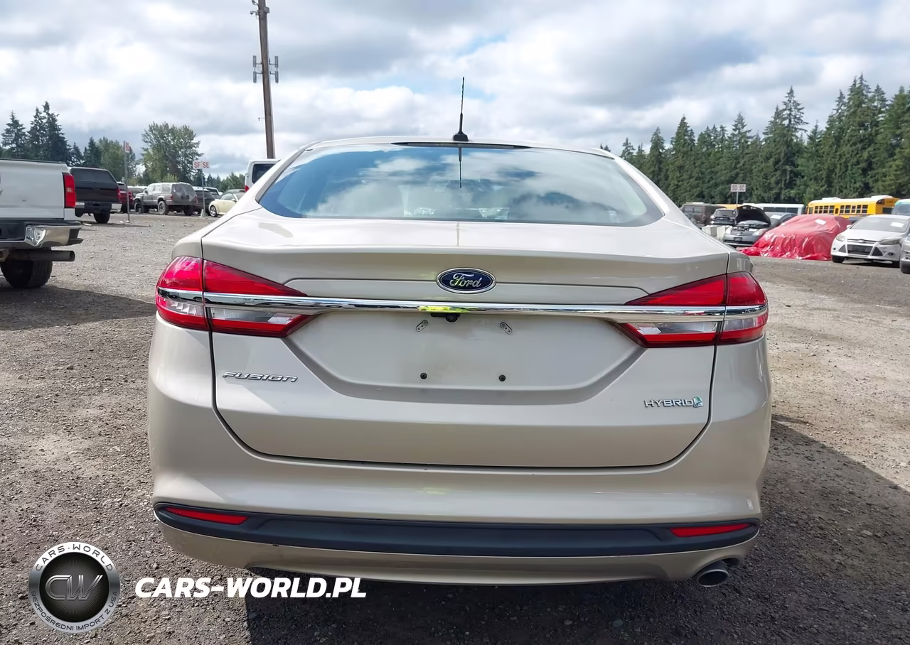 2018 Ford Fusion Hybrid S VIN:3FA6P0UU5JR261697 - 16