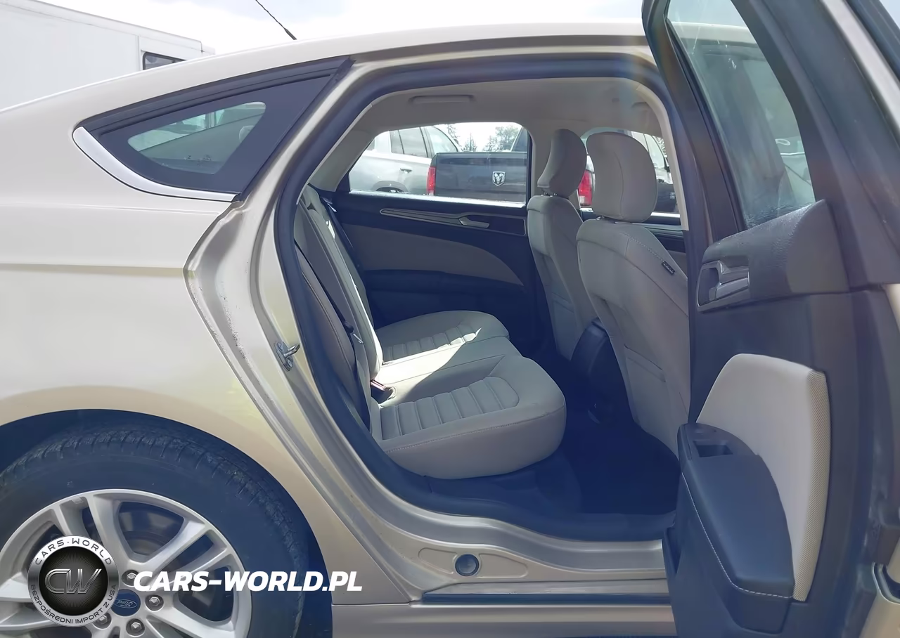 2018 Ford Fusion Hybrid S VIN:3FA6P0UU5JR261697 - 8