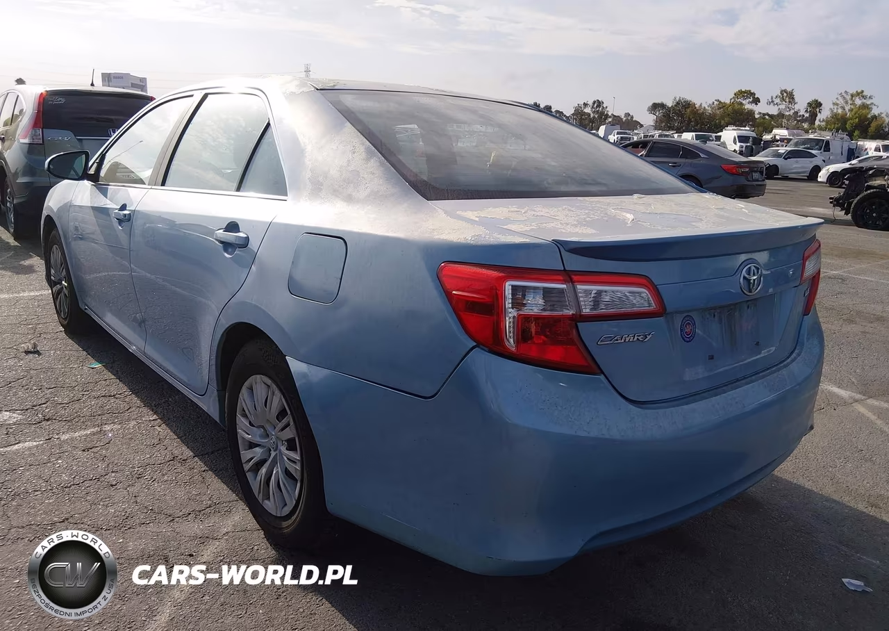 2012 Toyota Camry Le VIN:4T4BF1FK7CR197172 - 3
