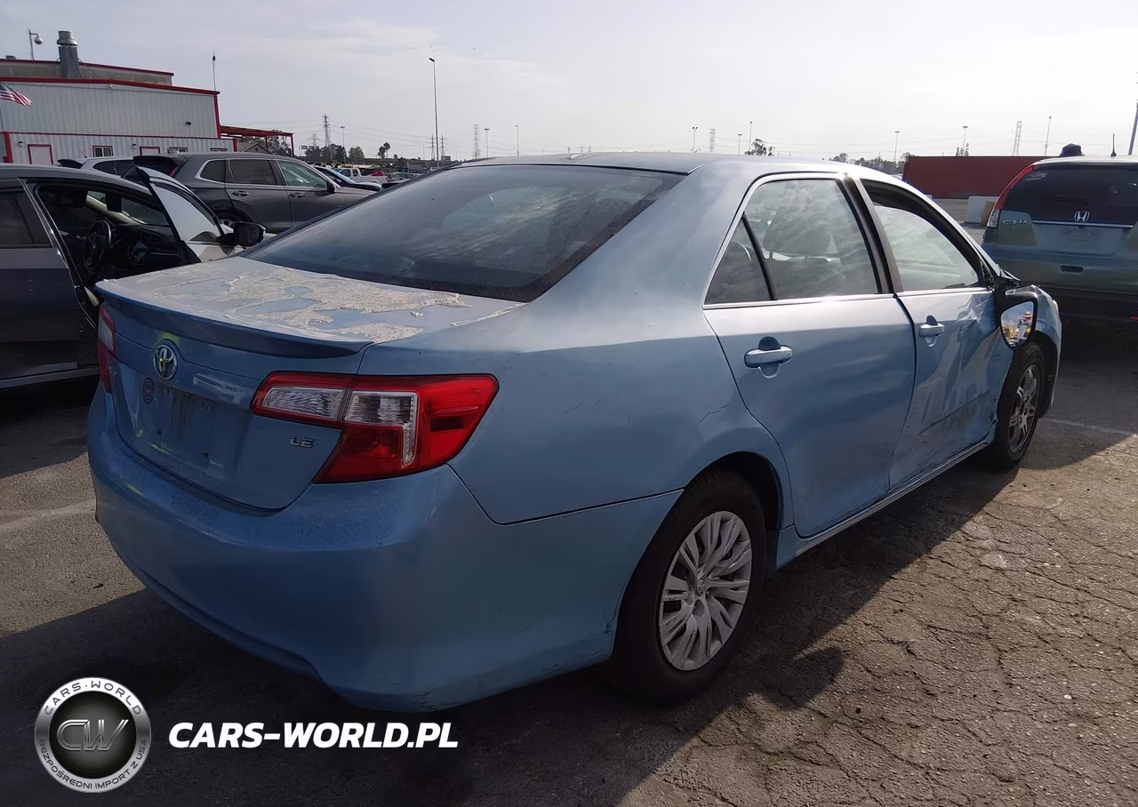 2012 Toyota Camry Le VIN:4T4BF1FK7CR197172 - 4