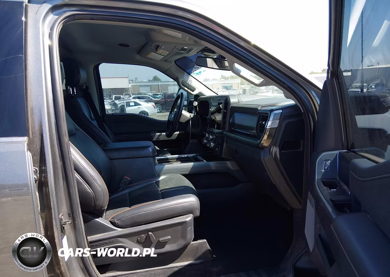 2025 Ford F-250 Lariat VIN:1FT8W2BT5SEC40056 - 5