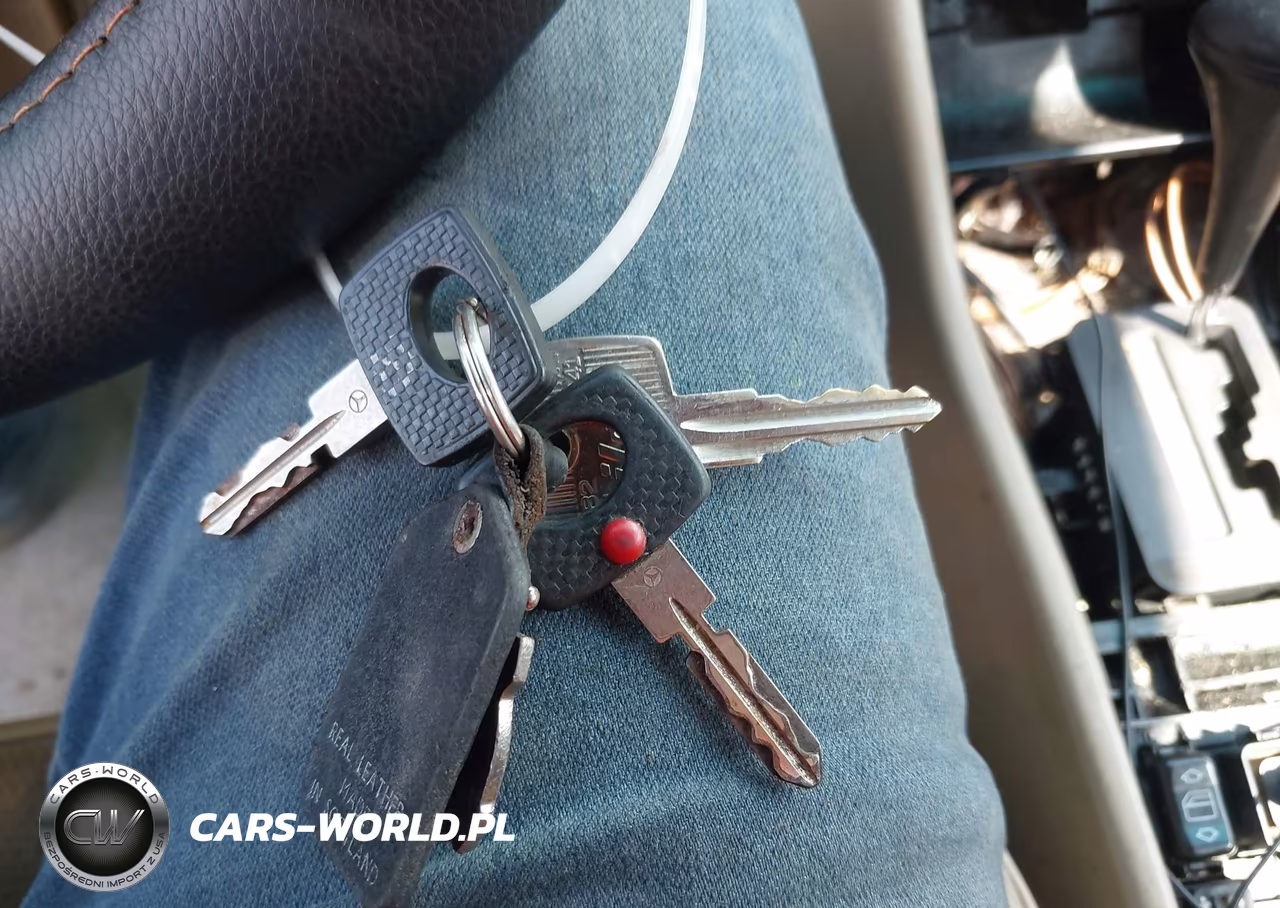 1992 Mercedes-Benz 300 D VIN:WDBEB28D4NB621352 - 11